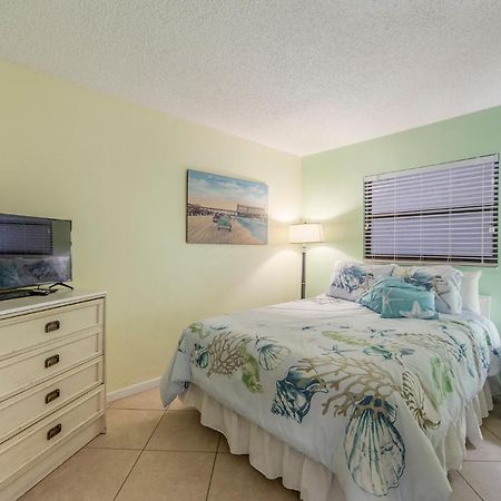 407 Beach Place Condos St. Pete Beach Exterior foto
